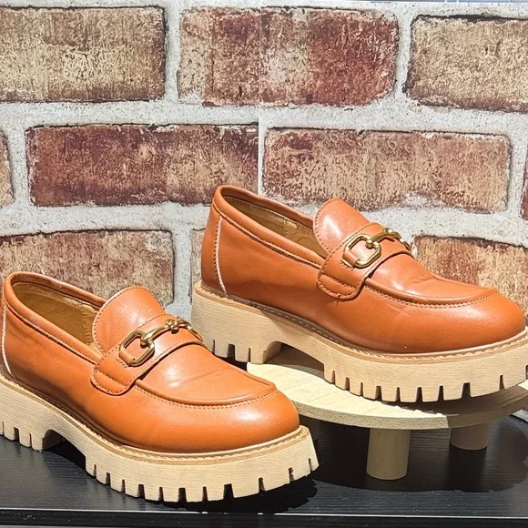 Chunky Tan Loafers - Picture 1 of 5